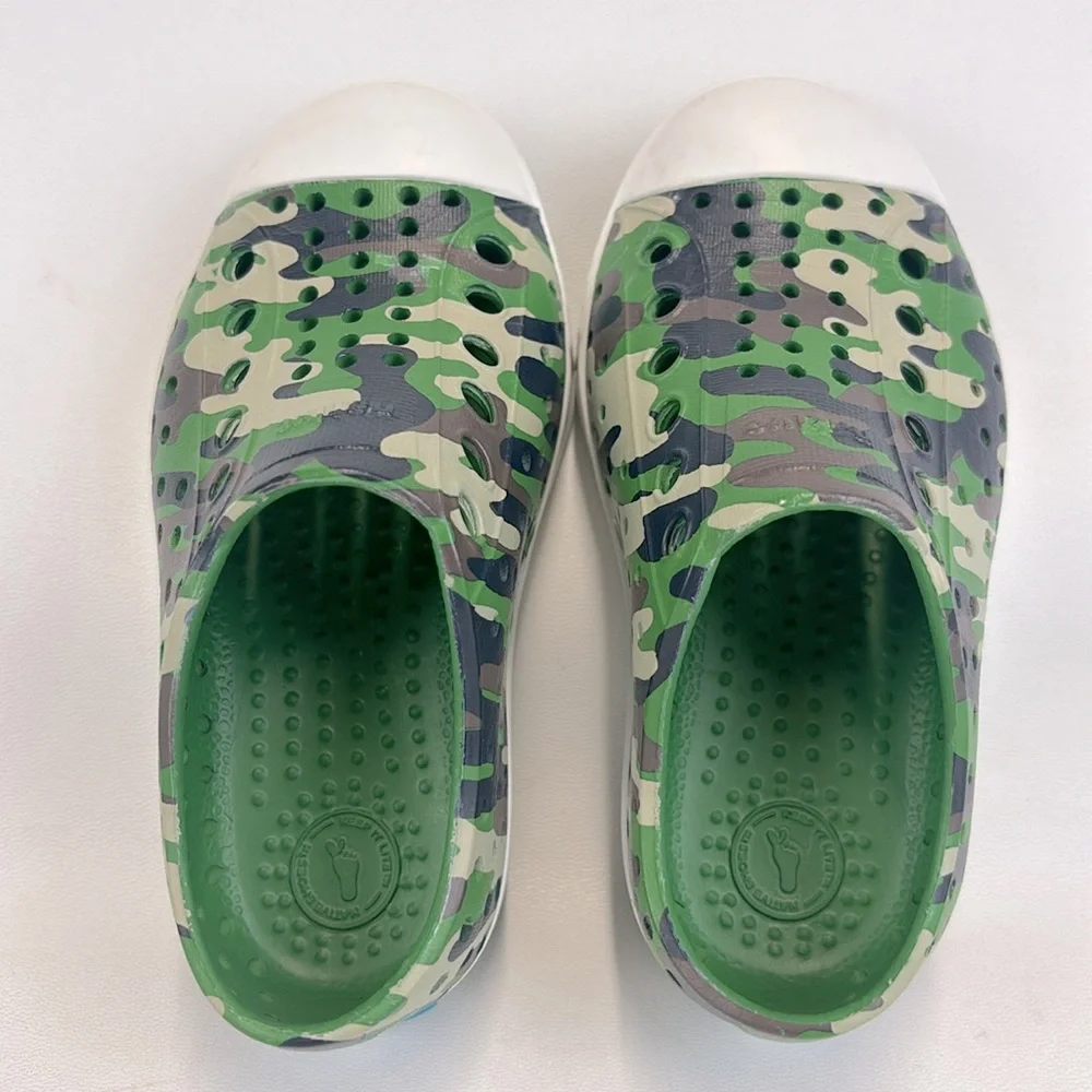 NATIVE Jefferson SlipOn Waterproof Shoes Camo Size C7